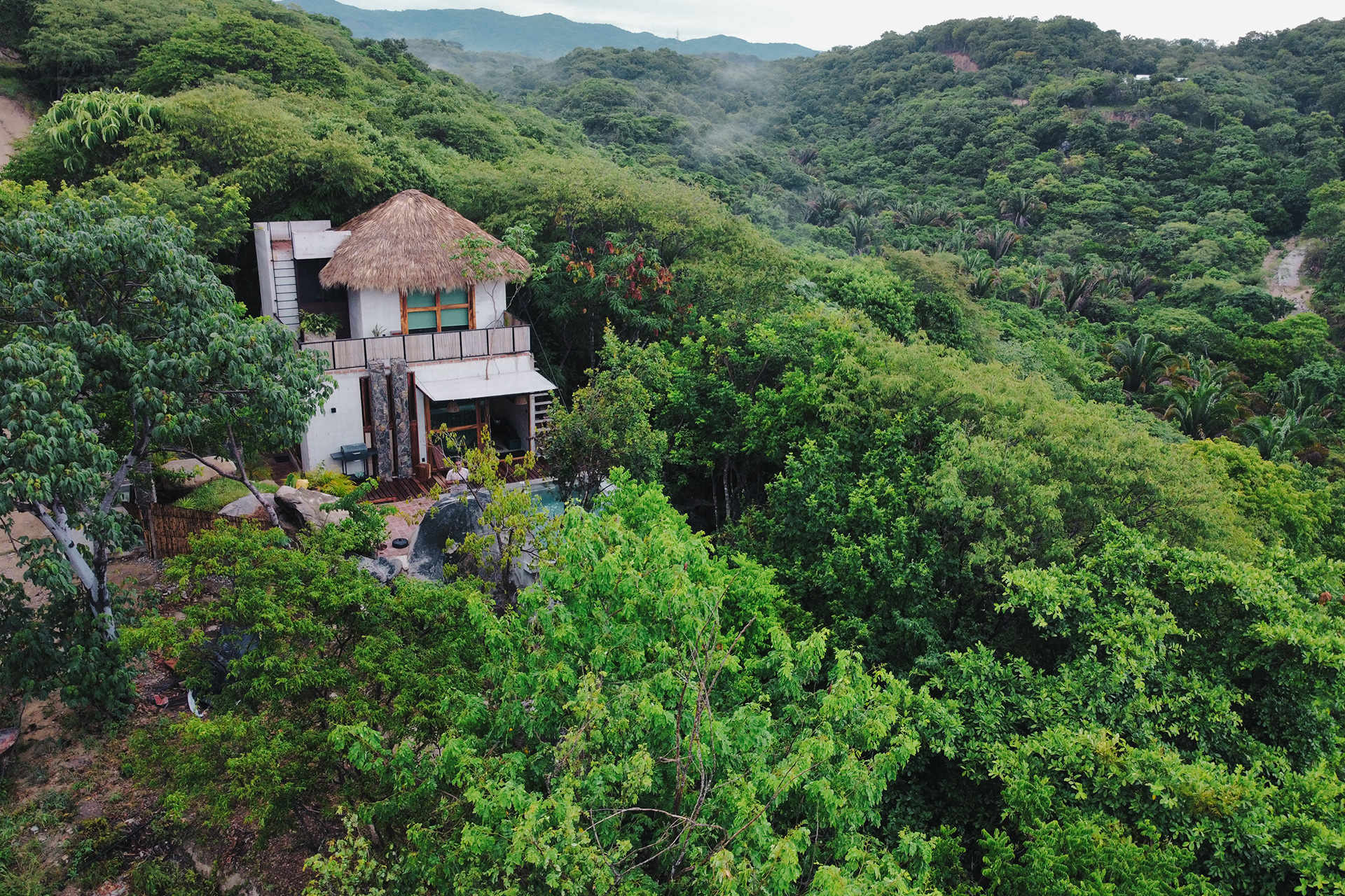 Ecolodge sostenible en la costa de Oaxaca, inversión inmobiliaria ecológica de alta plusvalía en Puerto Escondido